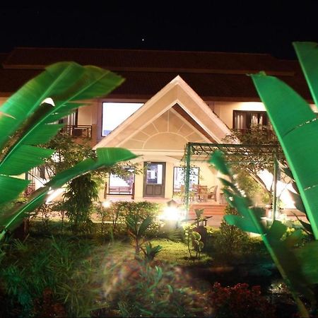 Daosavanh Resort & Spa Hotel Savannakhet Exterior photo