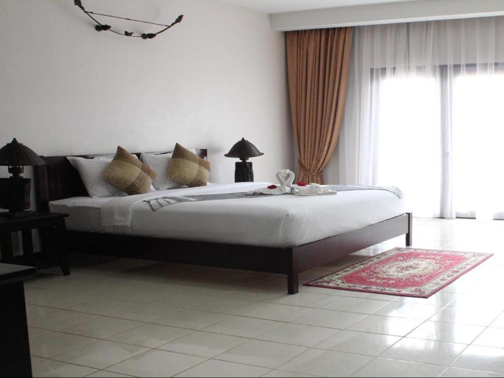 Daosavanh Resort & Spa Hotel Savannakhet Exterior photo